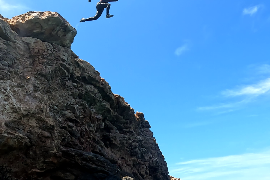 Coasteering en Sa Pedrera – Familias